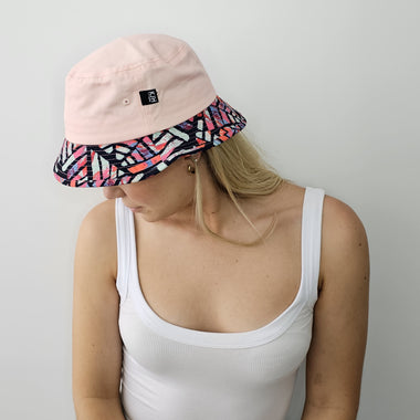 'THE RETRO' Bucket Hat - Pink
