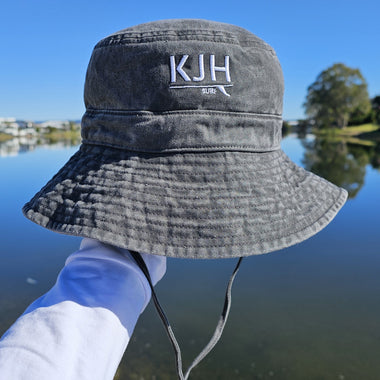 'BYRON BAY' Bucket Hat - Black